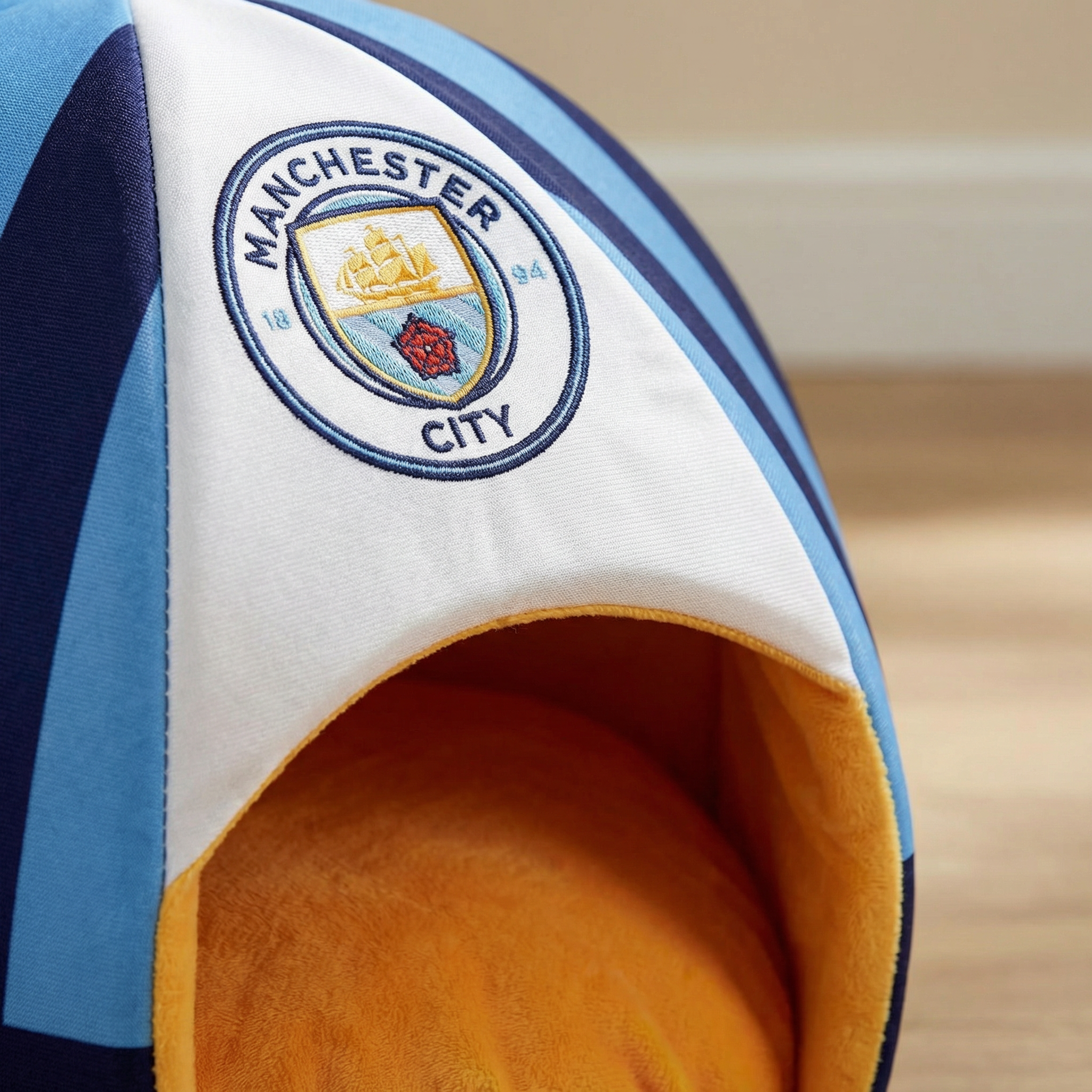 FanDome – Team Edition Cat Cave Bed