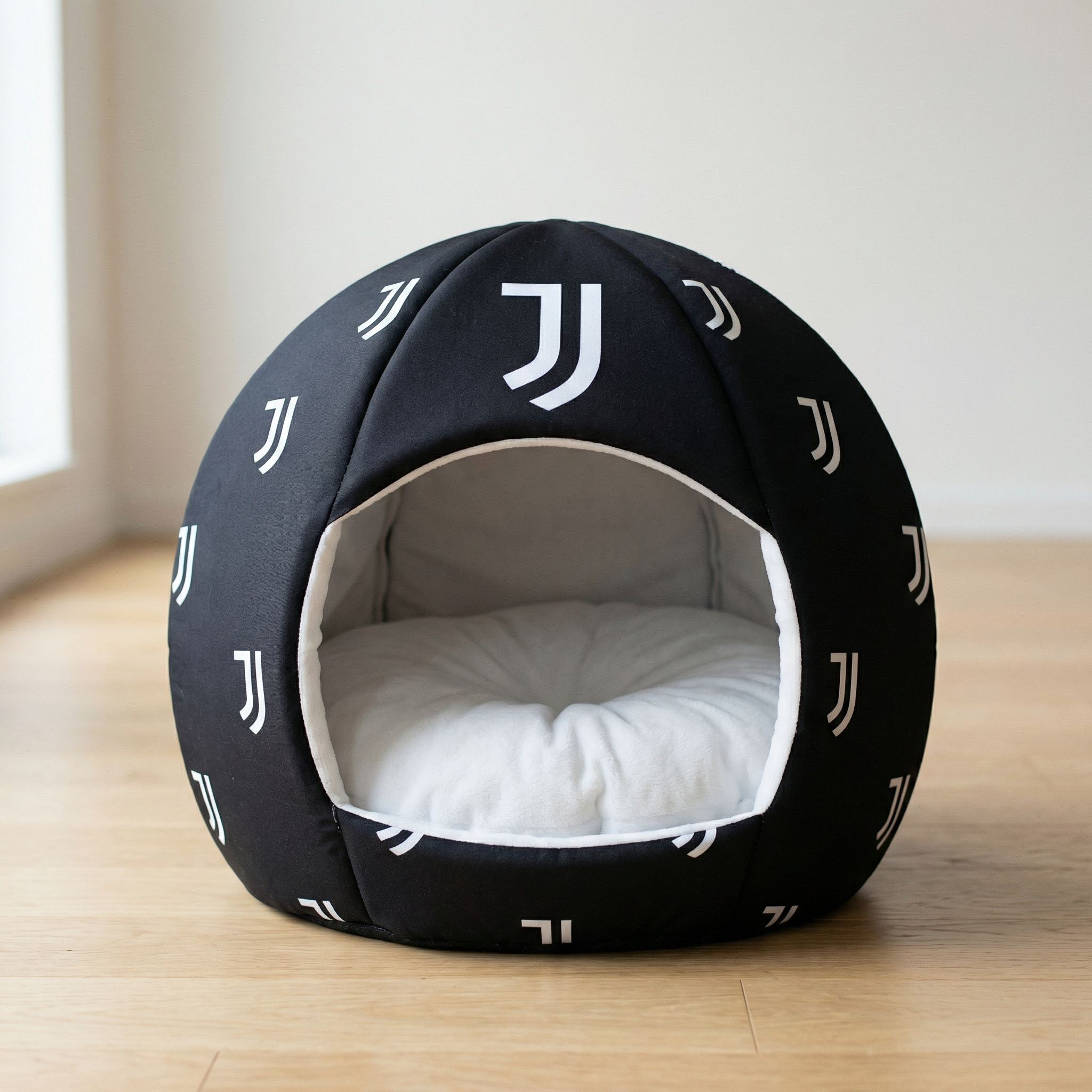 FanDome – Team Edition Cat Cave Bed