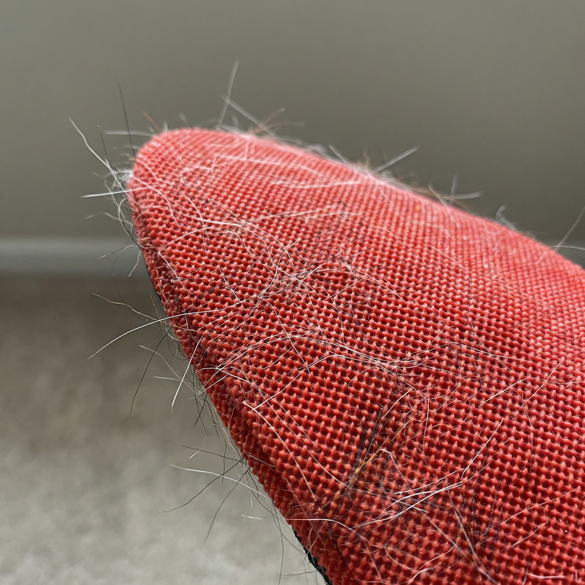 FurSweep – Reusable Pet Hair Remover Mitt
